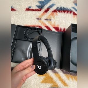 Black Beats by Dre HD